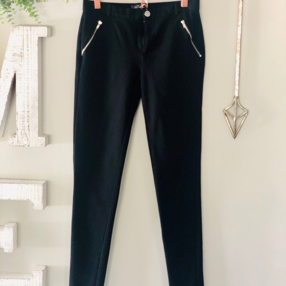 Black stretch leggings